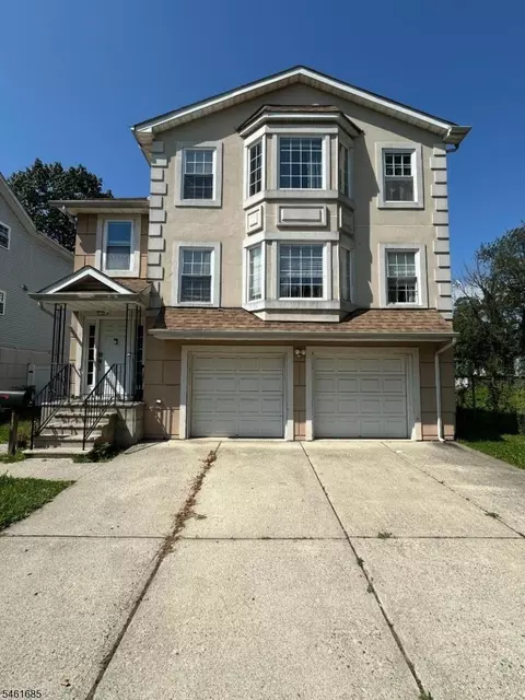 157 N 15th St, East Orange, NJ 07017
