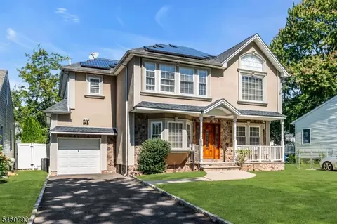576 Richfield Ave, Kenilworth, NJ 07033