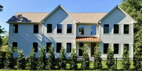 78 Glenside Ave, Summit, NJ 07901