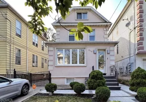 828 Van Buren Ave, Elizabeth, NJ 07201
