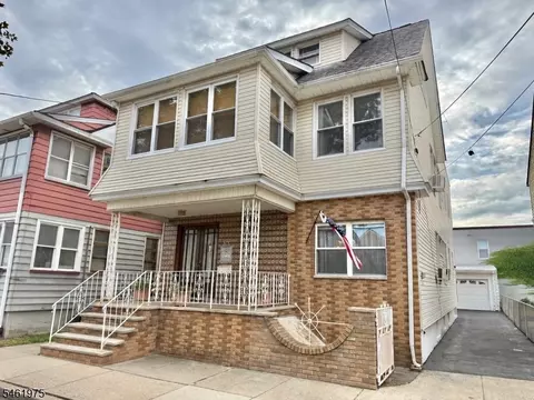 53 Garrison St, Newark, NJ 07105