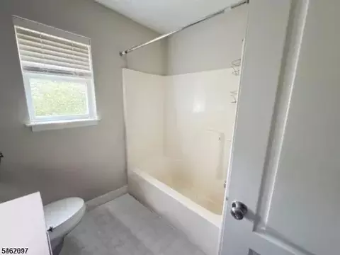 8619 Brittany Dr, Wayne, NJ 07470 photo 7