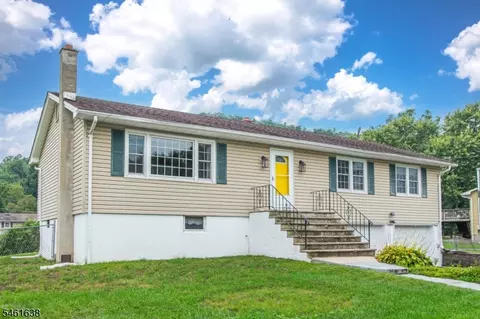 29 Thistle Ave, Glenwood, NJ 07418
