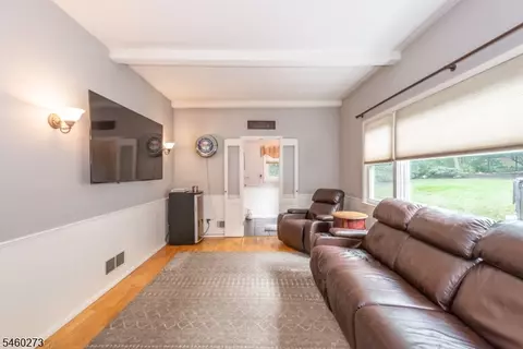 Living - 66 Darlington Dr, Wayne, NJ 07470 photo 5 of 6