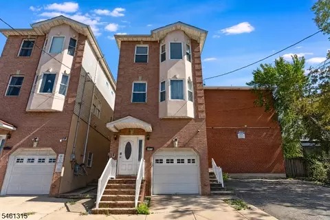 8512 Smith Ave, North Bergen, NJ 07047