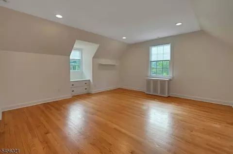 Bedroom - 12 Hillside Ave, Summit, NJ 07901 photo 4 of 5