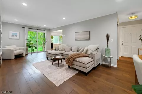 131 Countryside Dr, Basking Ridge, NJ 07920