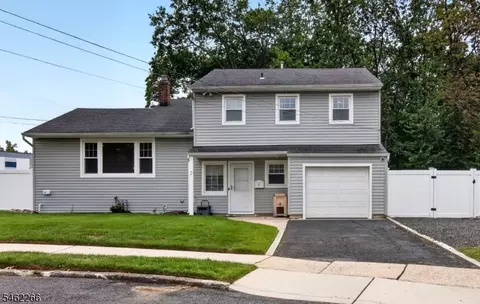 2 Braemar Cir, Cranford, NJ 07016
