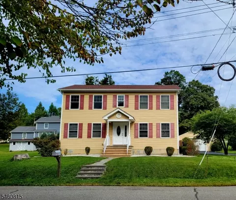 19 Prospect St, Branchville, NJ 07826