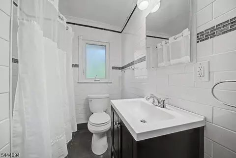 Bath - 45 Leonard Ter, Wayne, NJ 07470 photo 1 of 2