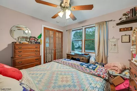 Bedroom - 40 Wanaque Ave, Wanaque Boro, NJ 07420 photo 2 of 4