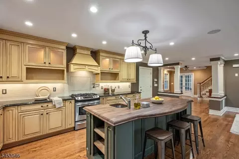 Kitchen - 3 Aster Ter, Mendham, NJ 07945 photo 4 of 4