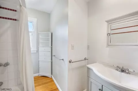 Bath - 35 Maple Ave, Madison, NJ 07940 photo 3 of 3