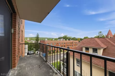 18 Prospect St #C4A, South Orange Village, NJ 07079