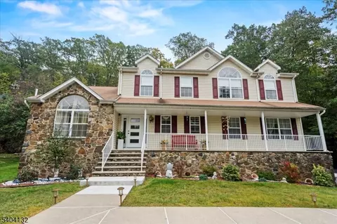 22 Cherbourg Dr, West Milford, NJ 07480