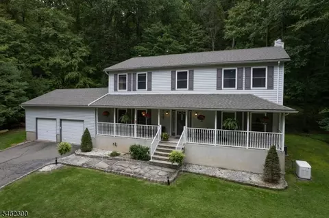 28 Alpine Dr, Denville, NJ 07834