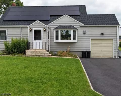 1103 Elm Ter, Rahway, NJ 07065