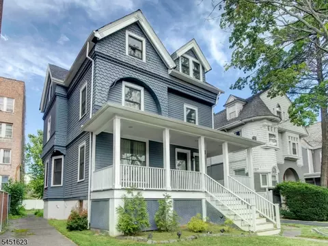 65 Glenwood Ave, East Orange, NJ 07017