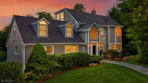 1023 Prospect Ave, Mountainside, NJ 07092