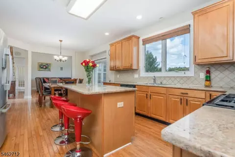 Kitchen - 81 Crestview Dr, Clinton, NJ 08809 photo 3 of 3