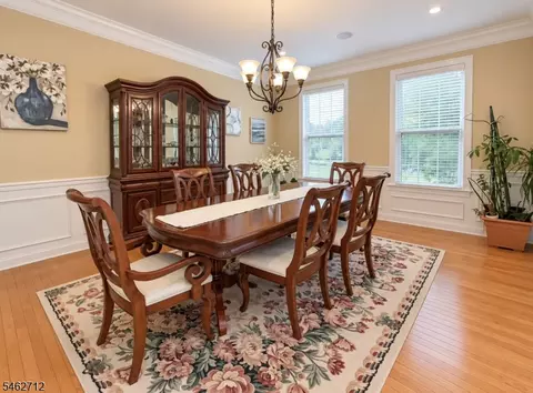 Dining - 81 Crestview Dr, Clinton, NJ 08809 photo 1 of 3