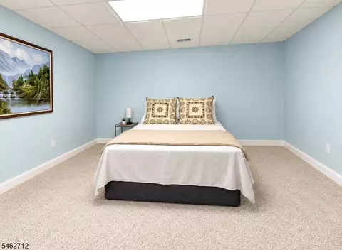 Bedroom - 81 Crestview Dr, Clinton, NJ 08809 photo 6 of 6