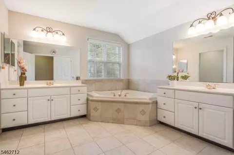 Other - 81 Crestview Dr, Clinton, NJ 08809 photo 6 of 11