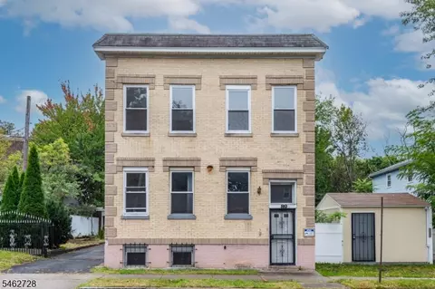 89 Tremont Ave, East Orange, NJ 07018