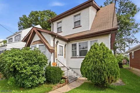 66 Rowland Ave, Clifton, NJ 07012