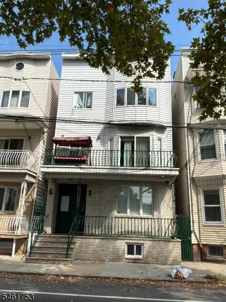 321 Walnut St, Newark, NJ 07105