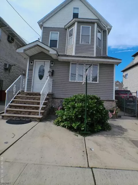 608 Adams Ave, Elizabeth, NJ 07201