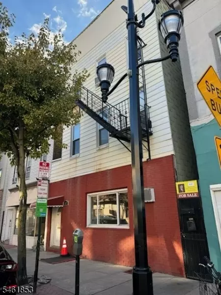 1307 Summit Ave, Union City, NJ 07087