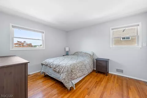Bedroom - 492 Herrick Dr, Dover, NJ 07801 photo 1 of 3