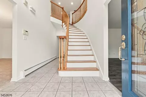 Entry Way - 16 Sunset Dr, Nutley, NJ 07110 photo 1 of 3