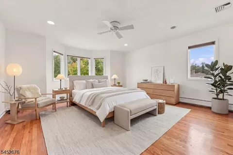 Bedroom - 16 Sunset Dr, Nutley, NJ 07110 photo 2 of 3