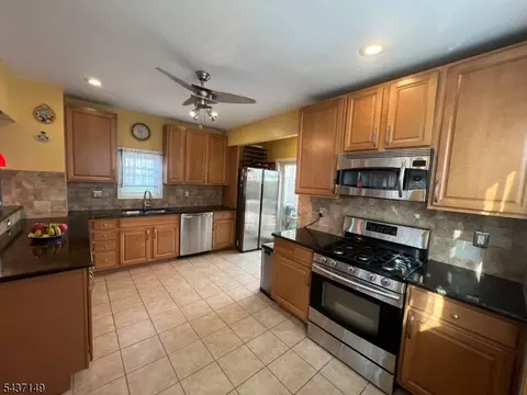 116 Prospect Ave, North Arlington, NJ 07031