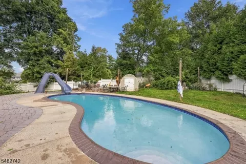 Exterior - 17 Harrison Ave, Gillette, NJ 07933 photo 3 of 3