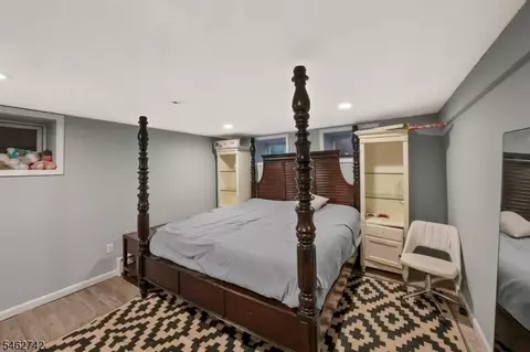 Bedroom - 17 Harrison Ave, Gillette, NJ 07933 photo 6 of 7