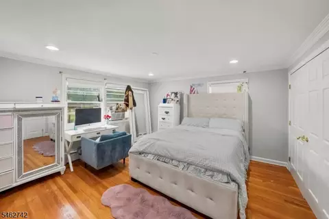 Bedroom - 17 Harrison Ave, Gillette, NJ 07933 photo 3 of 7