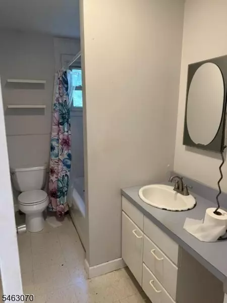 Entry Way - 21 Gorge Dr, Haskell, NJ 07420 photo 1 of 5