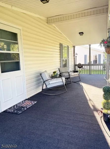 Exterior - 2 Post Rd, Belvidere, NJ 07823 photo 2 of 2