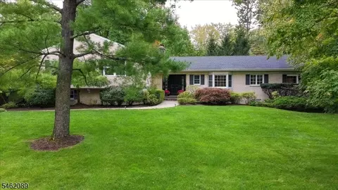 360 Long Hill Dr, Short Hills, NJ 07078