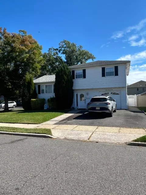 701 Willick Rd, Linden, NJ 07036