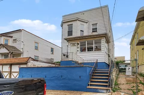 305 Pacific St, Paterson, NJ 07503