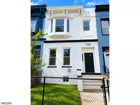 114 Peabody Pl, Newark, NJ 07104