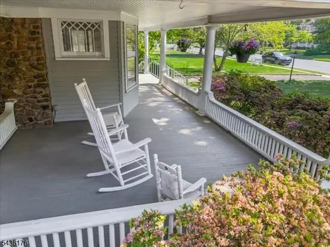 Exterior - 261 Beechwood Ave, Middlesex, NJ 08846 photo 7 of 7