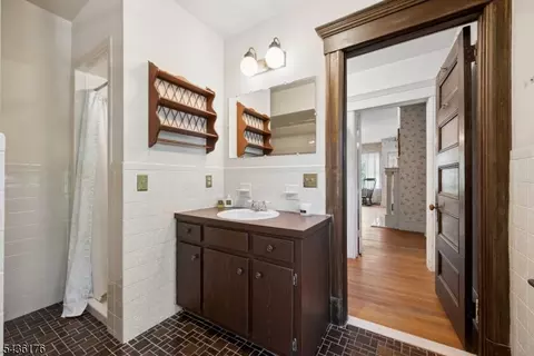 Other - 261 Beechwood Ave, Middlesex, NJ 08846 photo 6 of 10