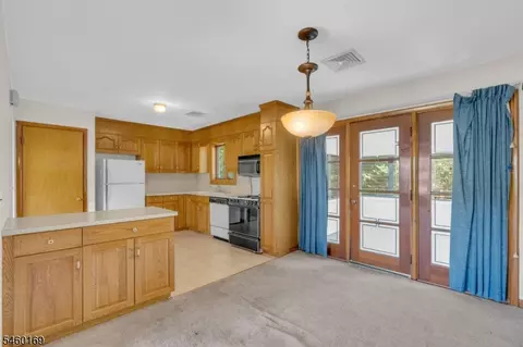 Other - 290 Arnold Ave, North Plainfield, NJ 07063 photo 3 of 11