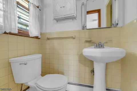 Other - 290 Arnold Ave, North Plainfield, NJ 07063 photo 5 of 11