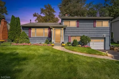 130 S Glenwood Rd, Fanwood, NJ 07023
